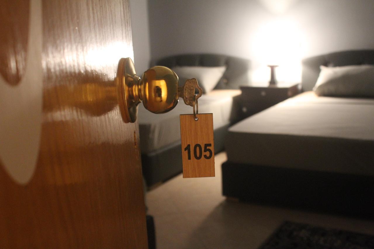 Tahrir Square Hostel Cairo Ngoại thất bức ảnh