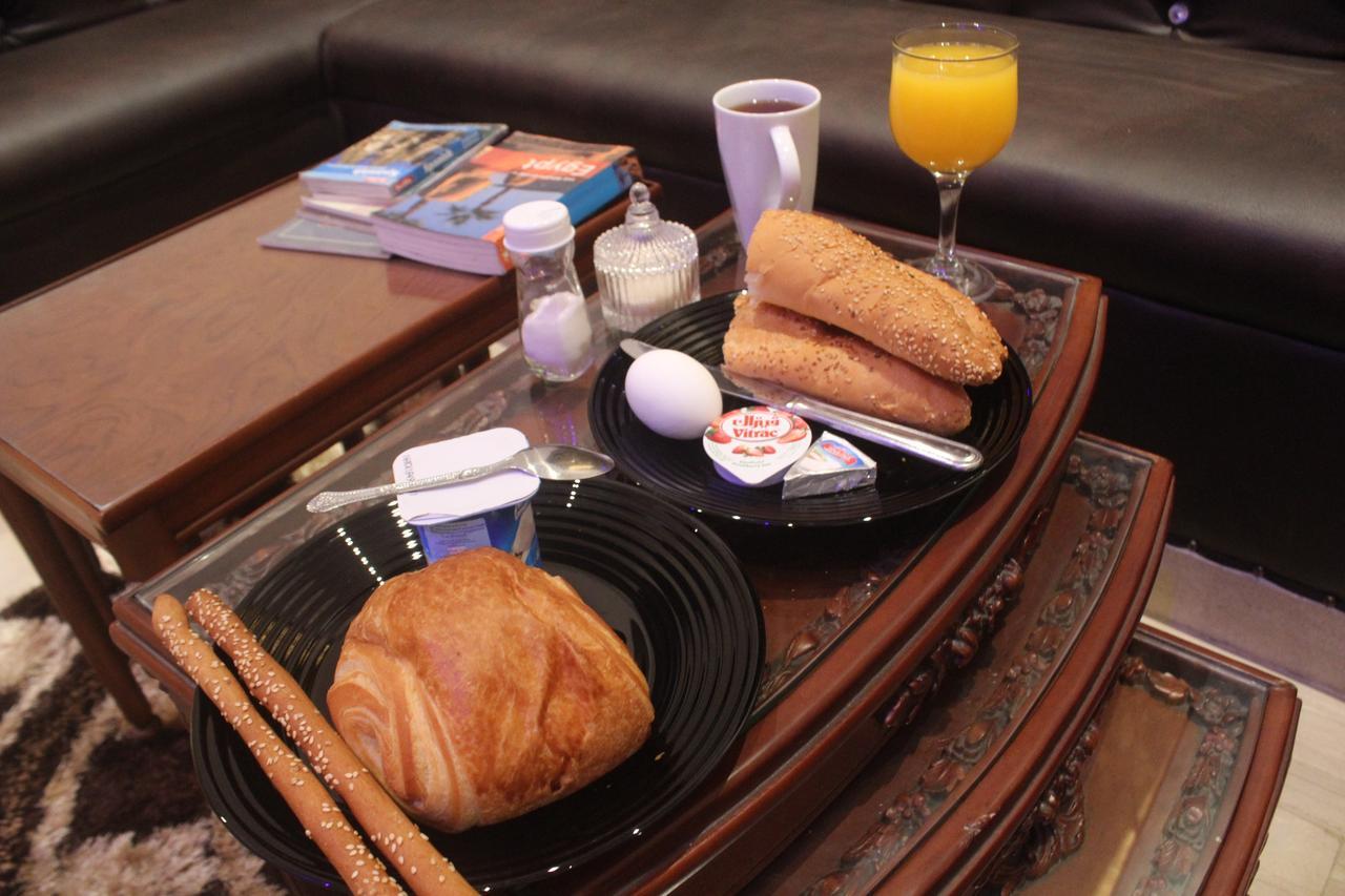 Tahrir Square Hostel Cairo Ngoại thất bức ảnh