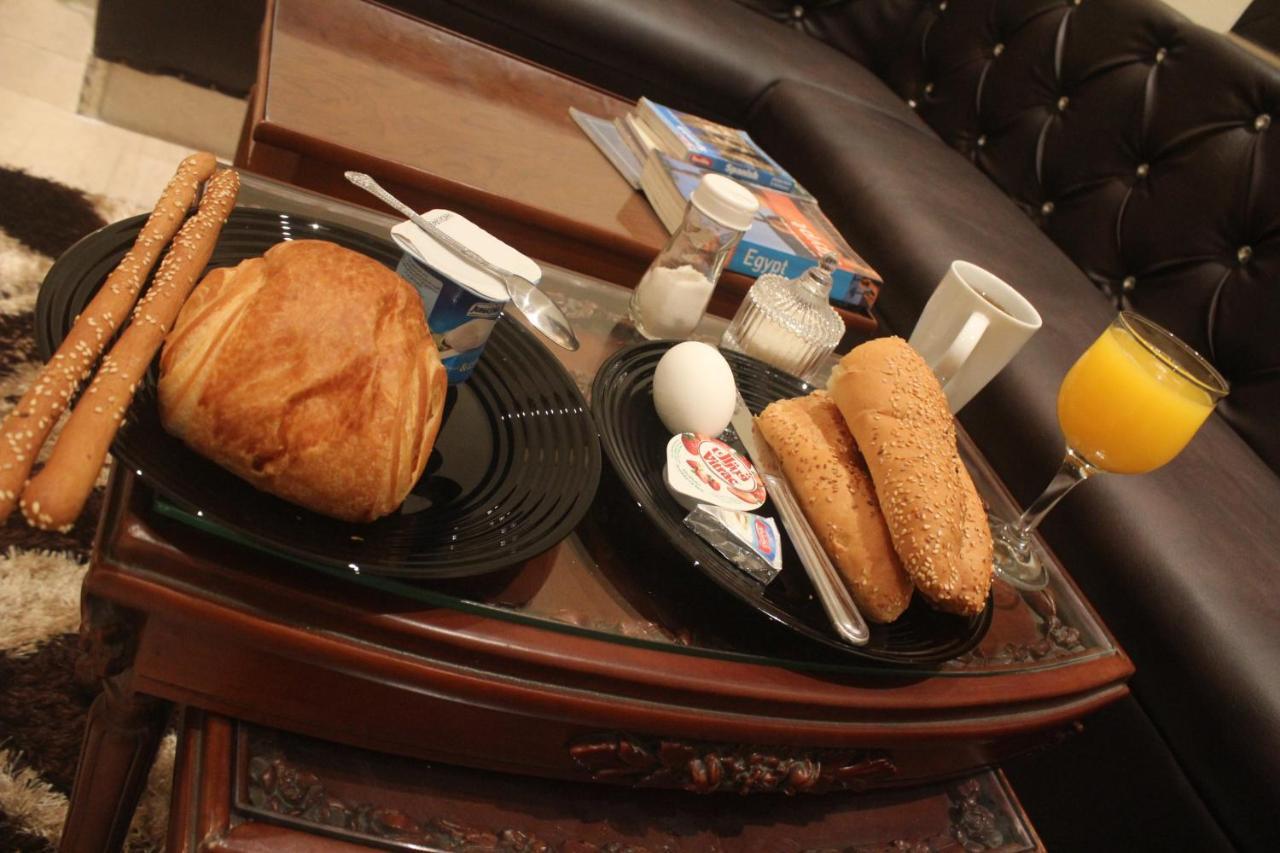 Tahrir Square Hostel Cairo Ngoại thất bức ảnh